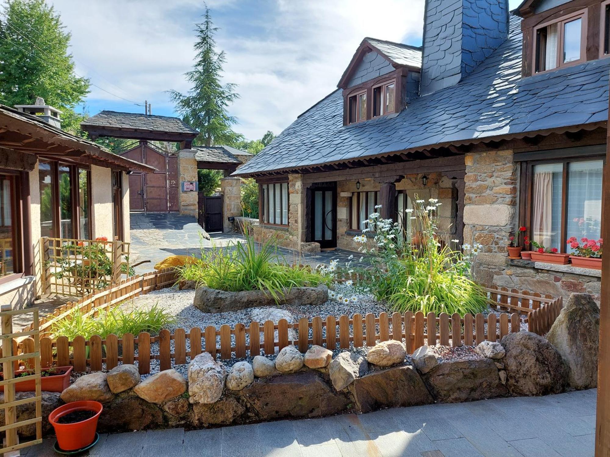 Casa Del Cura Guest House Rozas Exterior photo